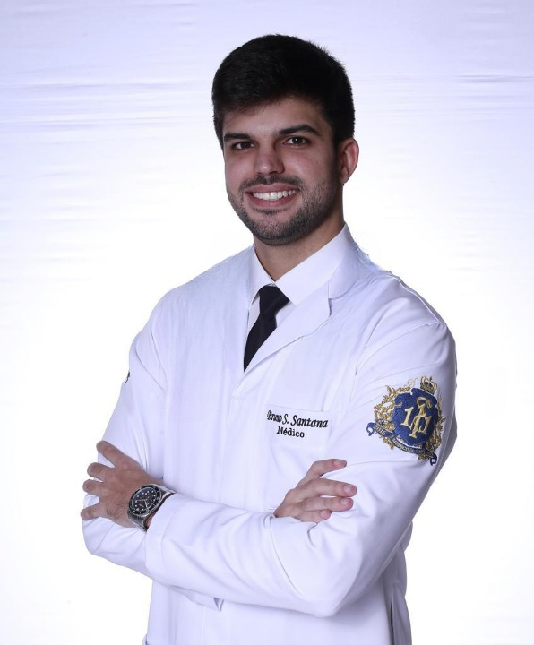 Dr. Bruno Silveira Santana