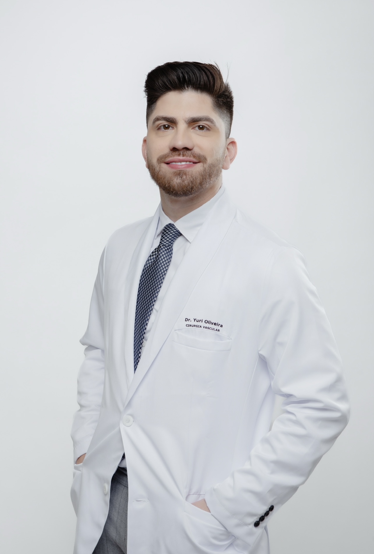 Dr. Yuri Souza Oliveira