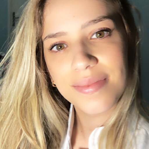 Dra. Fernanda Pereira Paes Ferreira